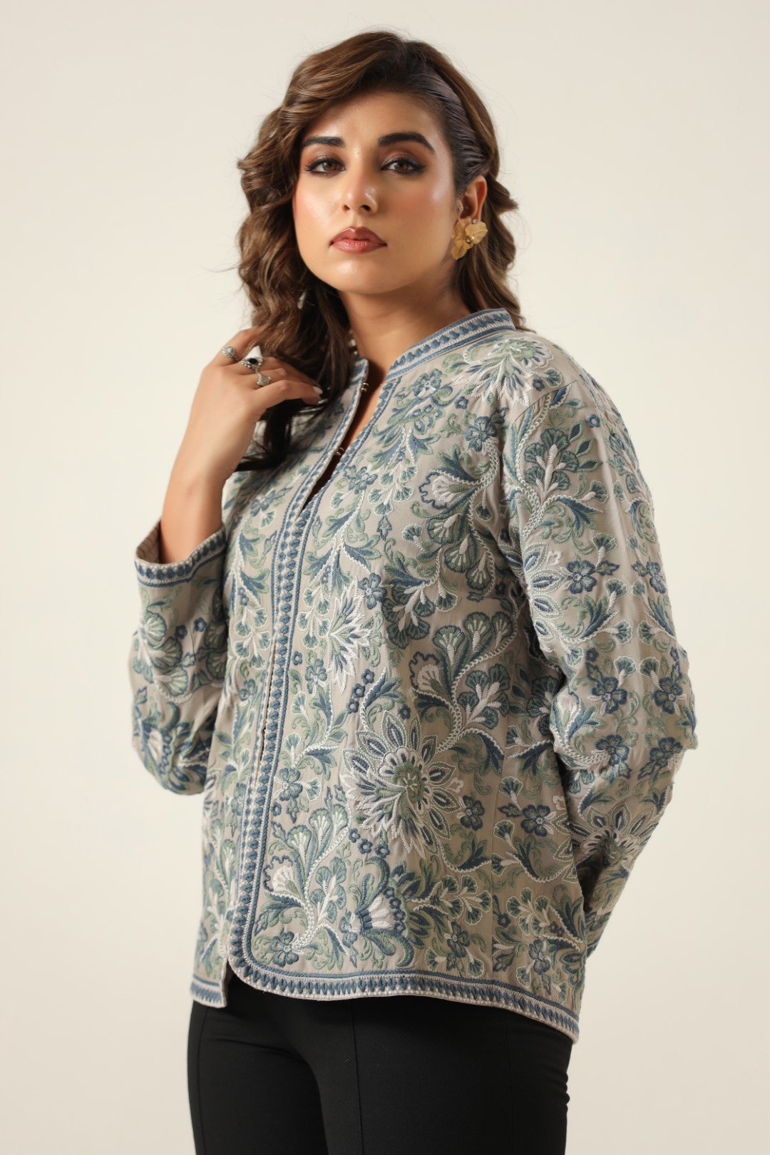 WOMEN EMBROIDERY FASHION JACKET